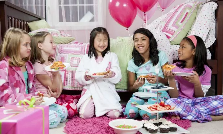 Birthday Survival Guide - Sleepover Party