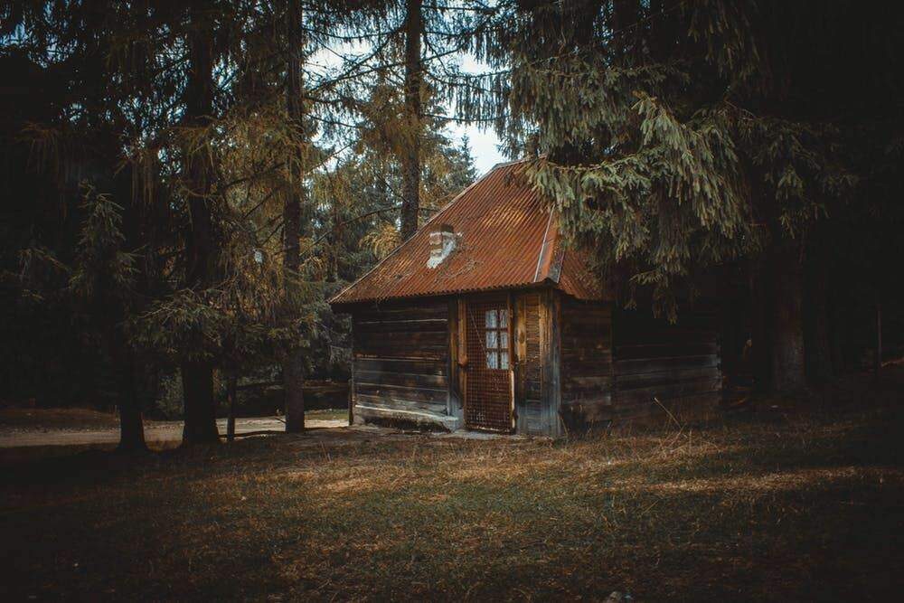 4 Benefits to building a summer house on your property