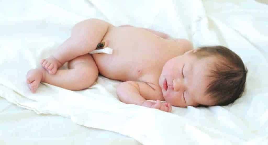 How to Clean Babies’ Belly Button after Umbilical Cord Falls Off