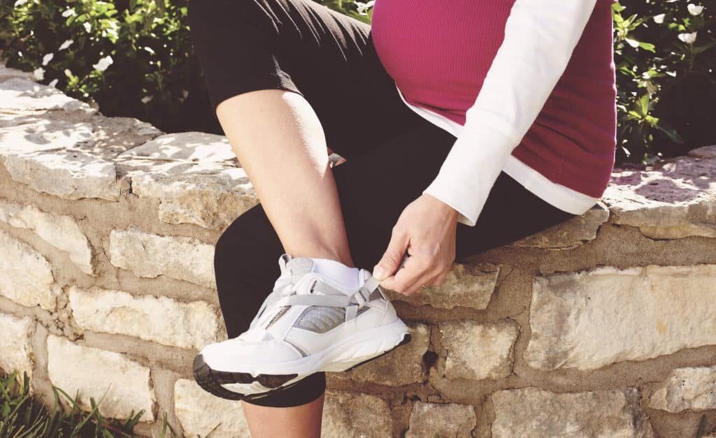 Top 5 Best Pregnancy Shoes |