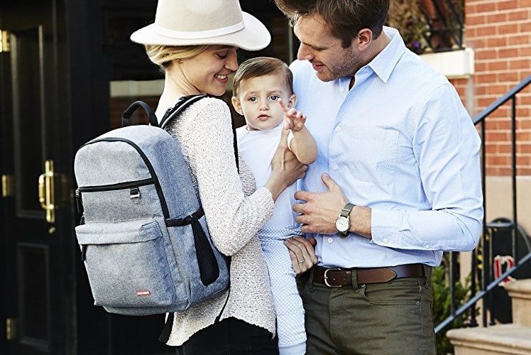 Top 5 Best Diaper Bags for Dads | 2020 Reviews
